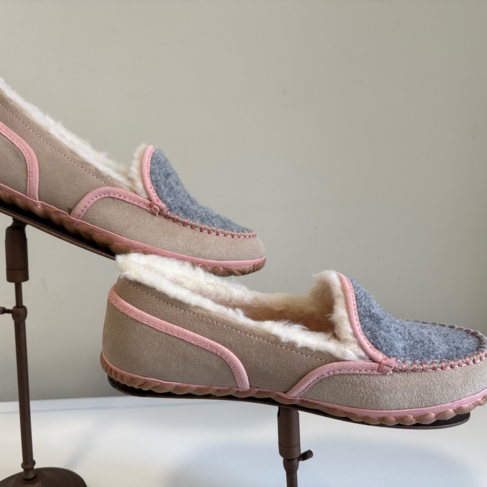 Sorel Women's Tremblant Pink and Gray Slippers